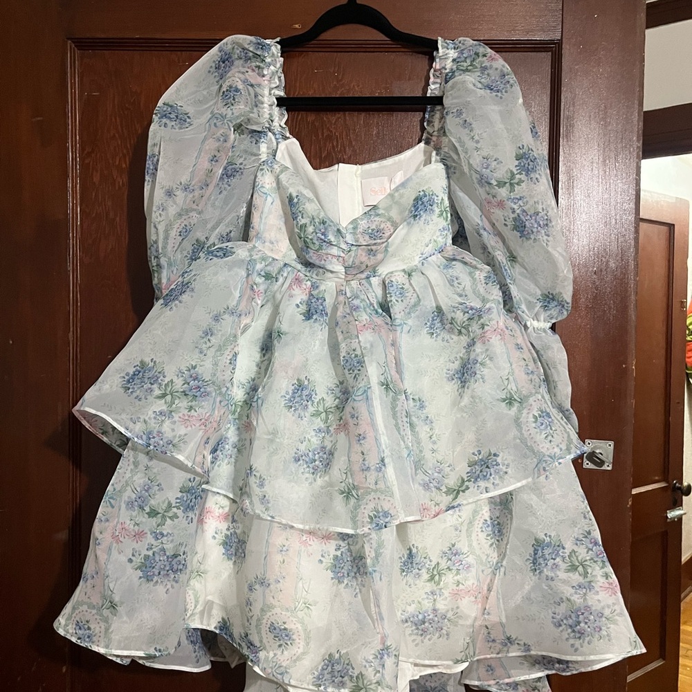 Selkie “the moonlight dress” in Blue and White “La Belle Etoile” floral pattern